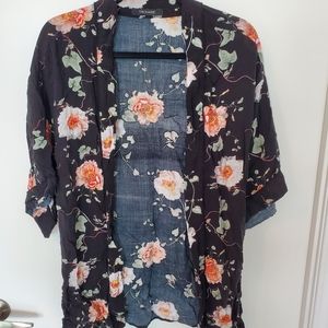 Black floral kimono